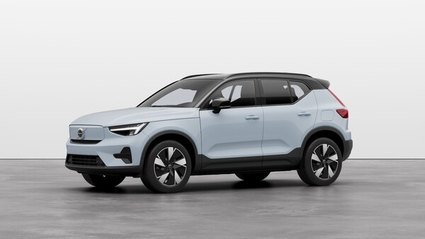 Volvo XC40 Recharge Pure electric Cloud Blue