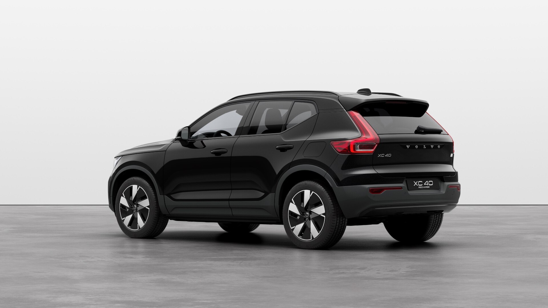  VOLVO XC40 300kW Recharge Twin Plus 82kWh 5dr AWD Auto