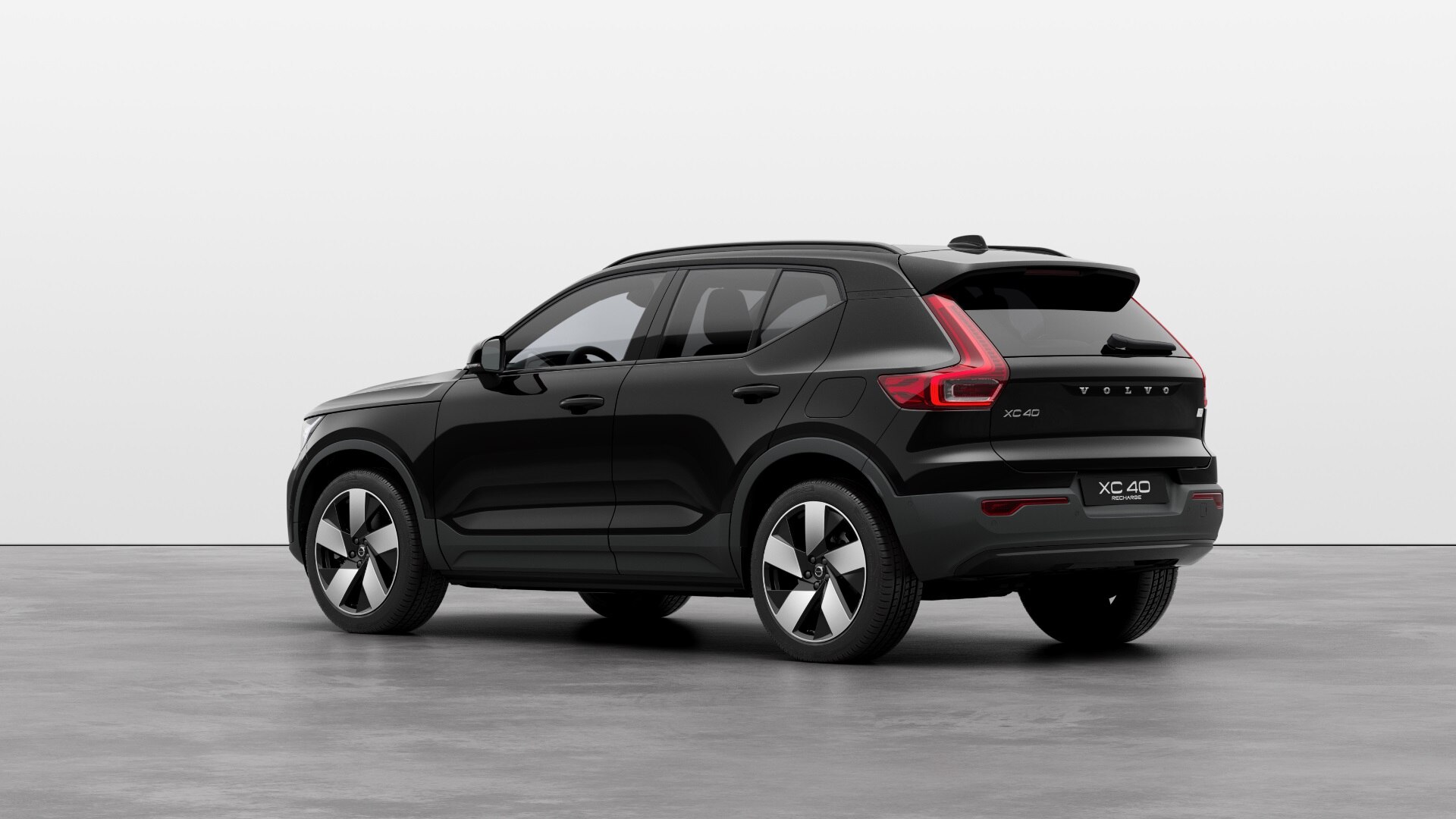  VOLVO XC40 300kW Recharge Twin Ultimate 82kWh 5dr AWD Auto