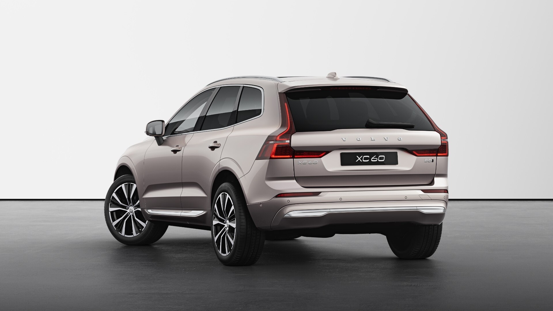  VOLVO XC60 2.0 B5P Ultra Bright 5dr AWD Geartronic